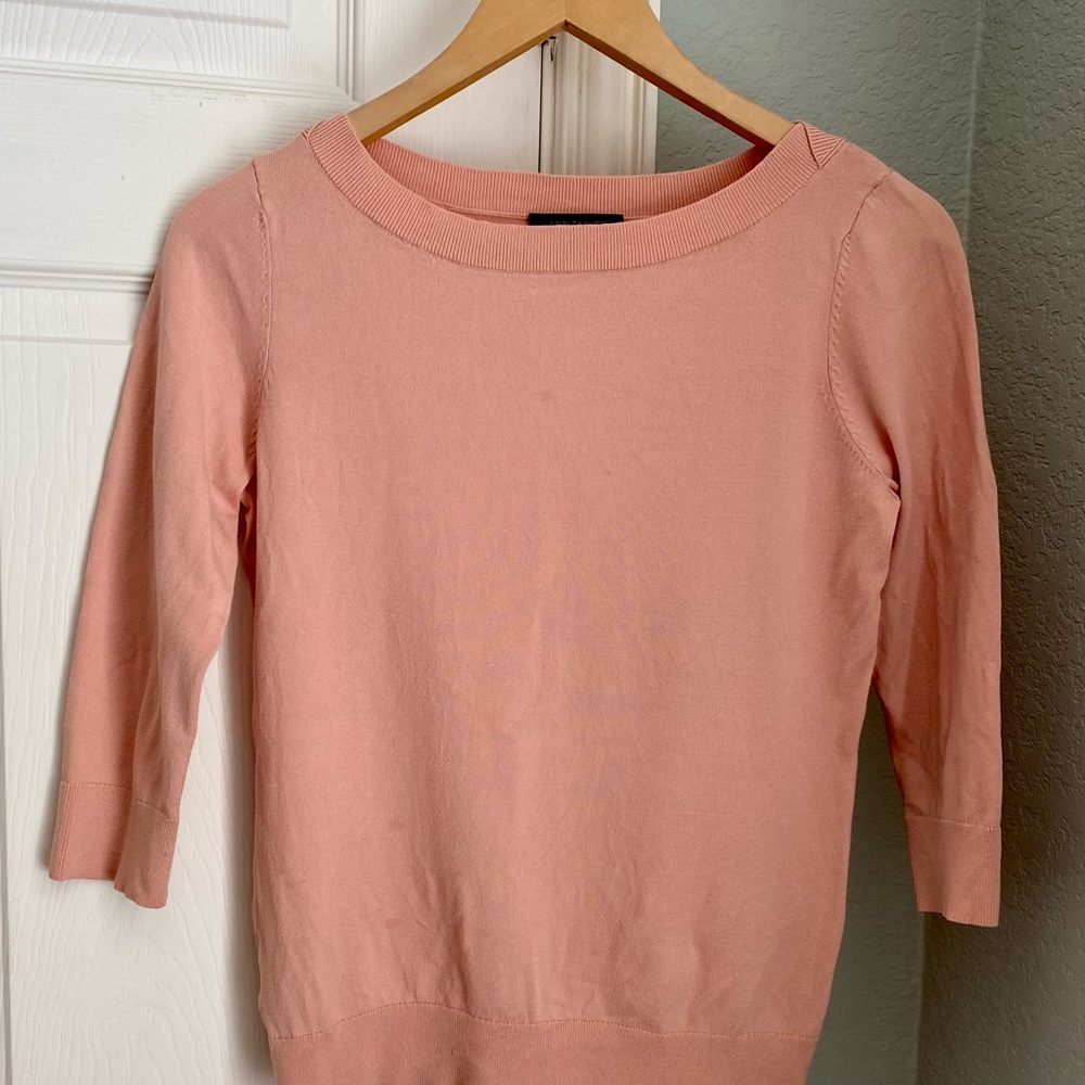 Ann Taylor Petite, knit scoop neck sweater, 3/4 sleeves, dusty rose color!